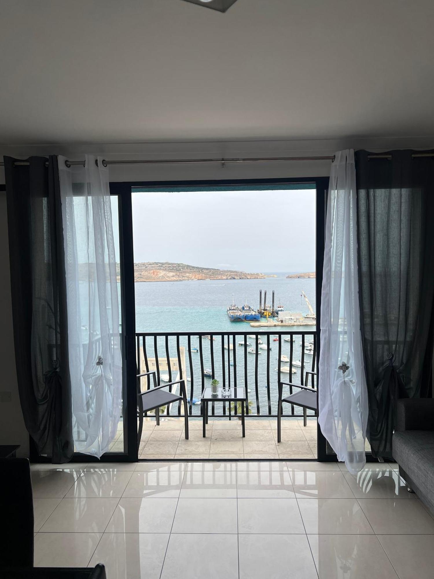 Sea View Penthouse Διαμέρισμα Σεντ Πόλς Μπέι Εξωτερικό φωτογραφία